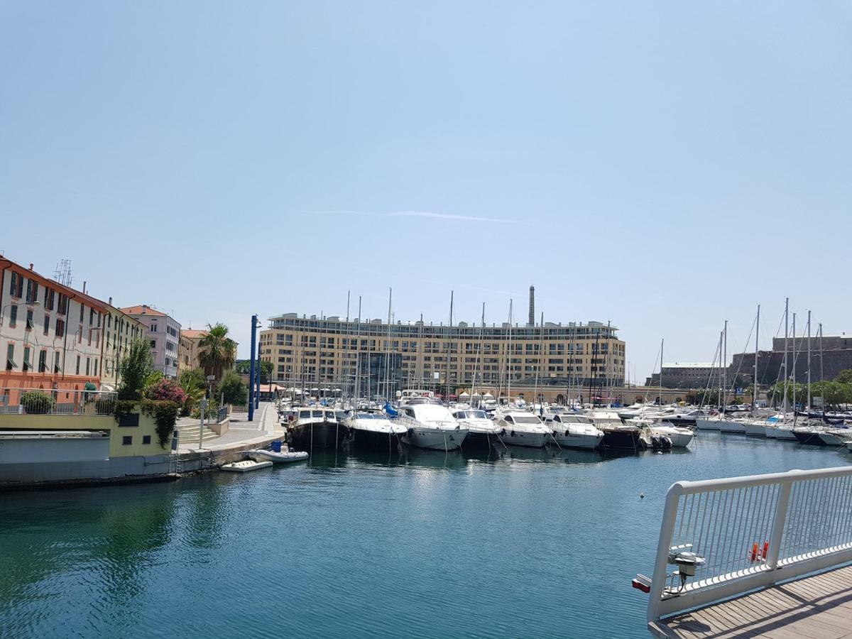 Willa Appuntamento Al Porto Savona Zewnętrze zdjęcie